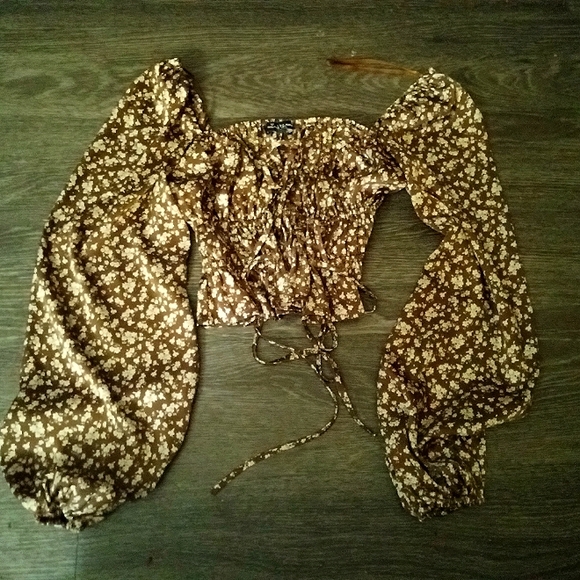 (2) Beautiful Fashion Tops Never Worn! H&M Divided Xs & Mixed Threads Xs - Picture 3 of 4